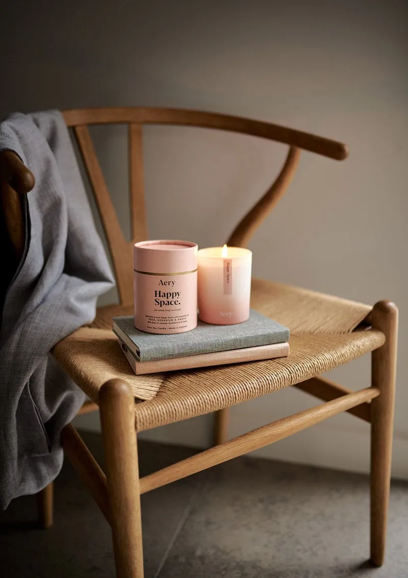 Aery Happy Space Scented Candle - Rose Geranium & Amber