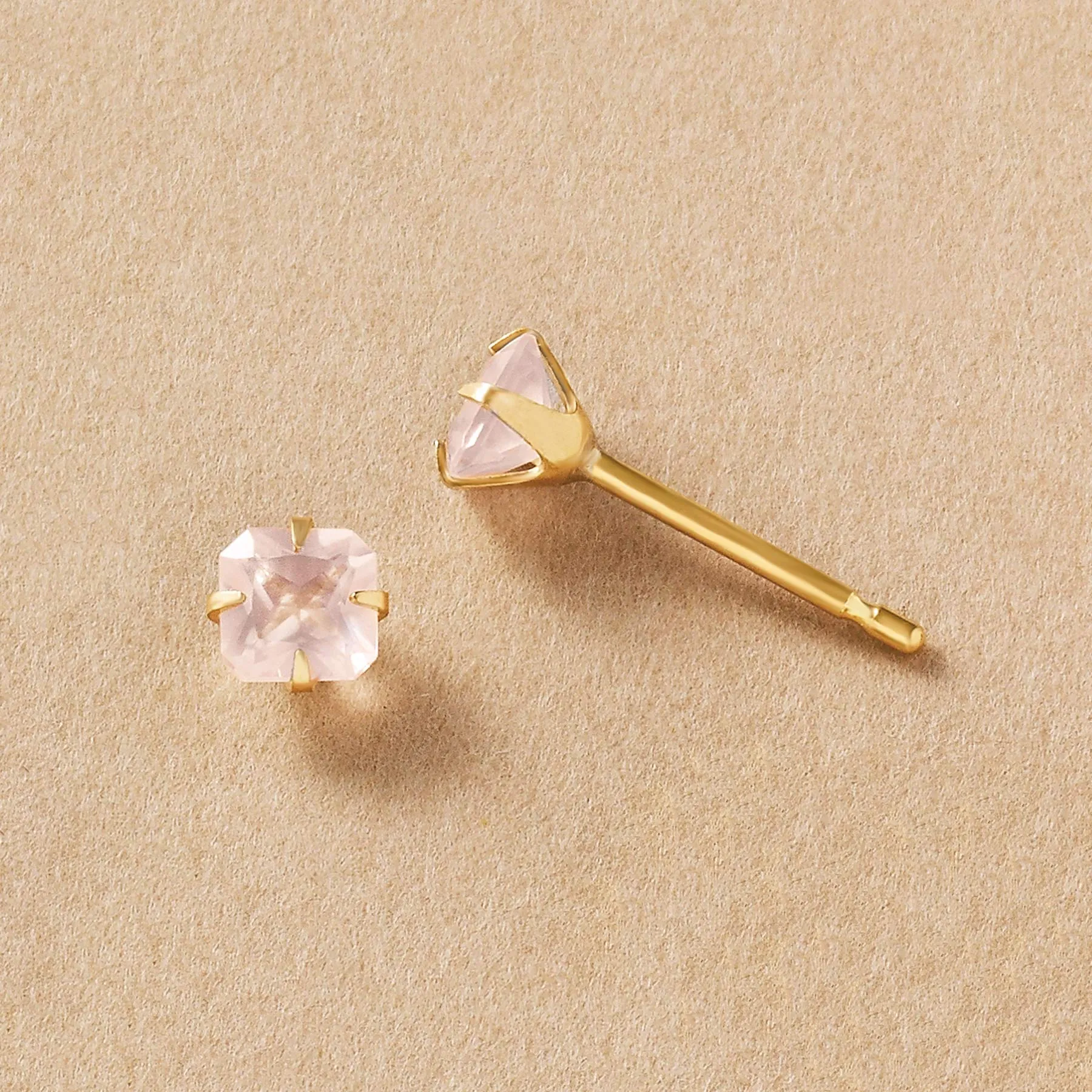 [Second Earrings] 18K Yellow Gold Rose Quartz Earrings