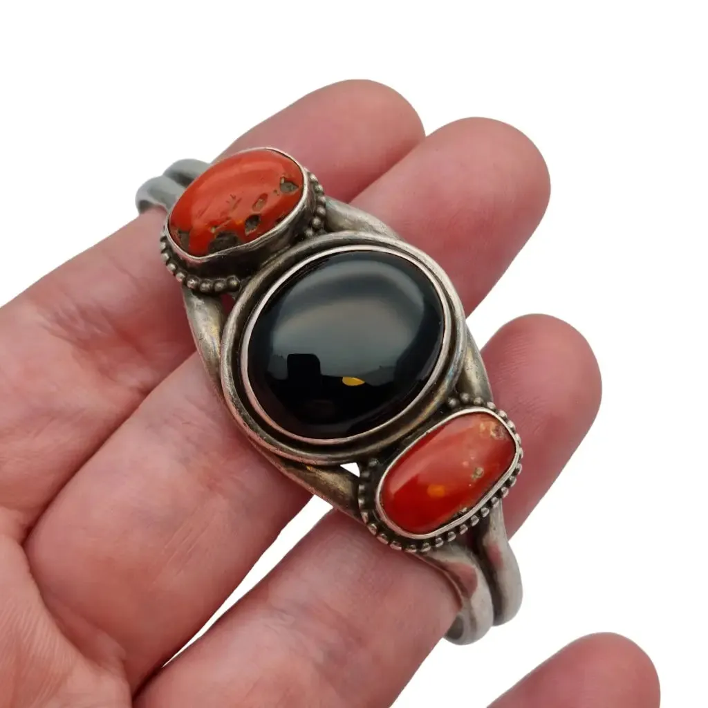 Silver bracelet with coral and onyx, 80s boho bracelet, red and black retro jewelry.