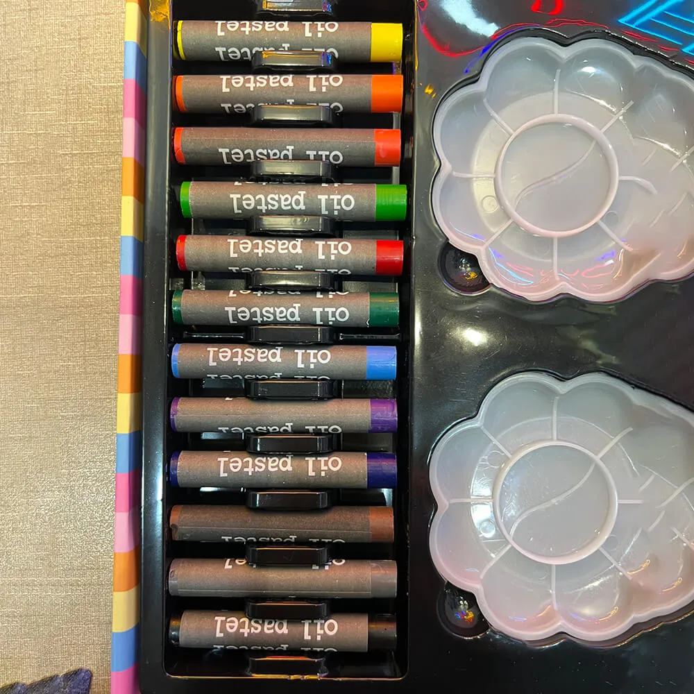 WOODEN PAINTED & COLORS ART SUIT CASE